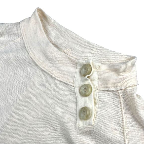 Free People/We The Free Don’t Forget Me Cream Top In Size Small - Picture 3 of 8